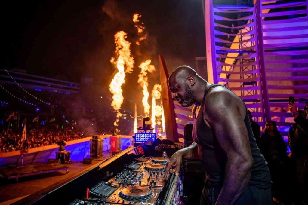 shaq-talks-big-game-before-red-rocks-edm-concert:-“every-single-year-the-shows-get-crazier-and-crazier.”