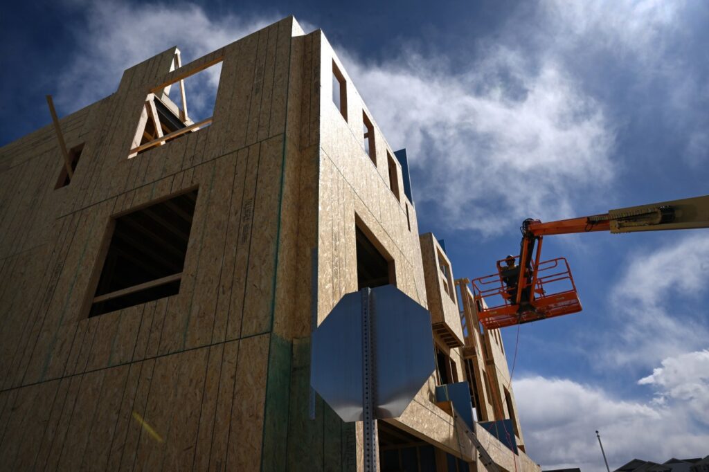 housing-affordability,-cost-of-living-are-coloradans’-top-concerns-in-new-poll