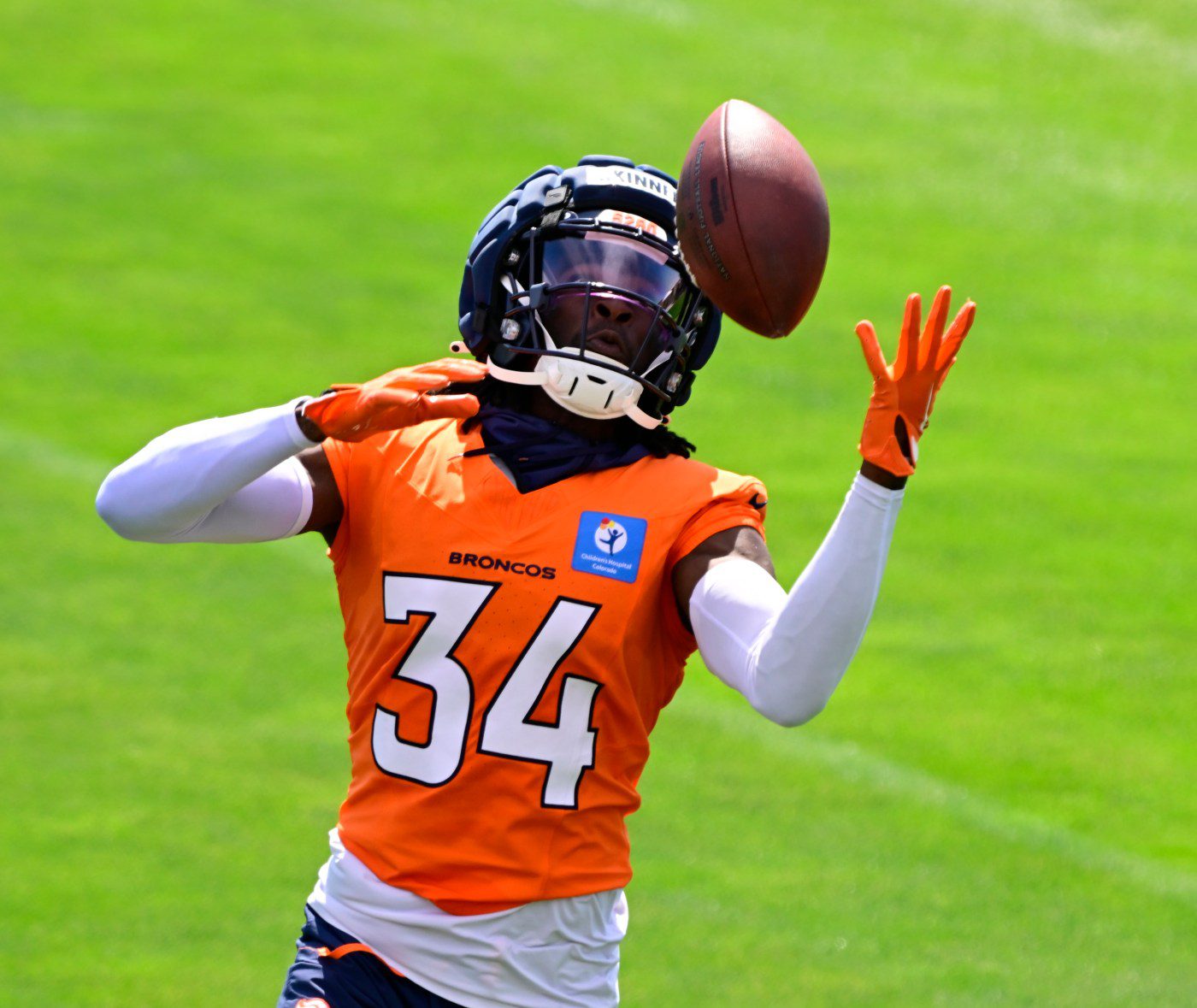 after-hardly-playing-as-a-rookie,-broncos-safety-jl-skinner-strives-for-bigger-role-on-defense-in-year-2